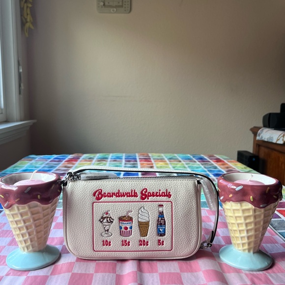 🍦COACH NOLITA 19 WITH BOARDWALK GRAPHIC 🍦 NWT 🍦 - Picture 9 of 16